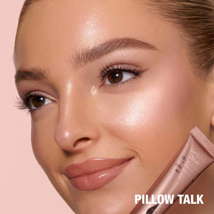 Charlotte Tilbury Beauty Highlighter Wand