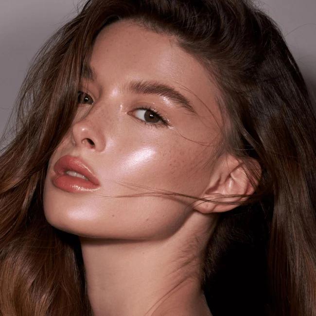 DANESSA MYRICKS BEAUTY ILLUMINATING VEIL